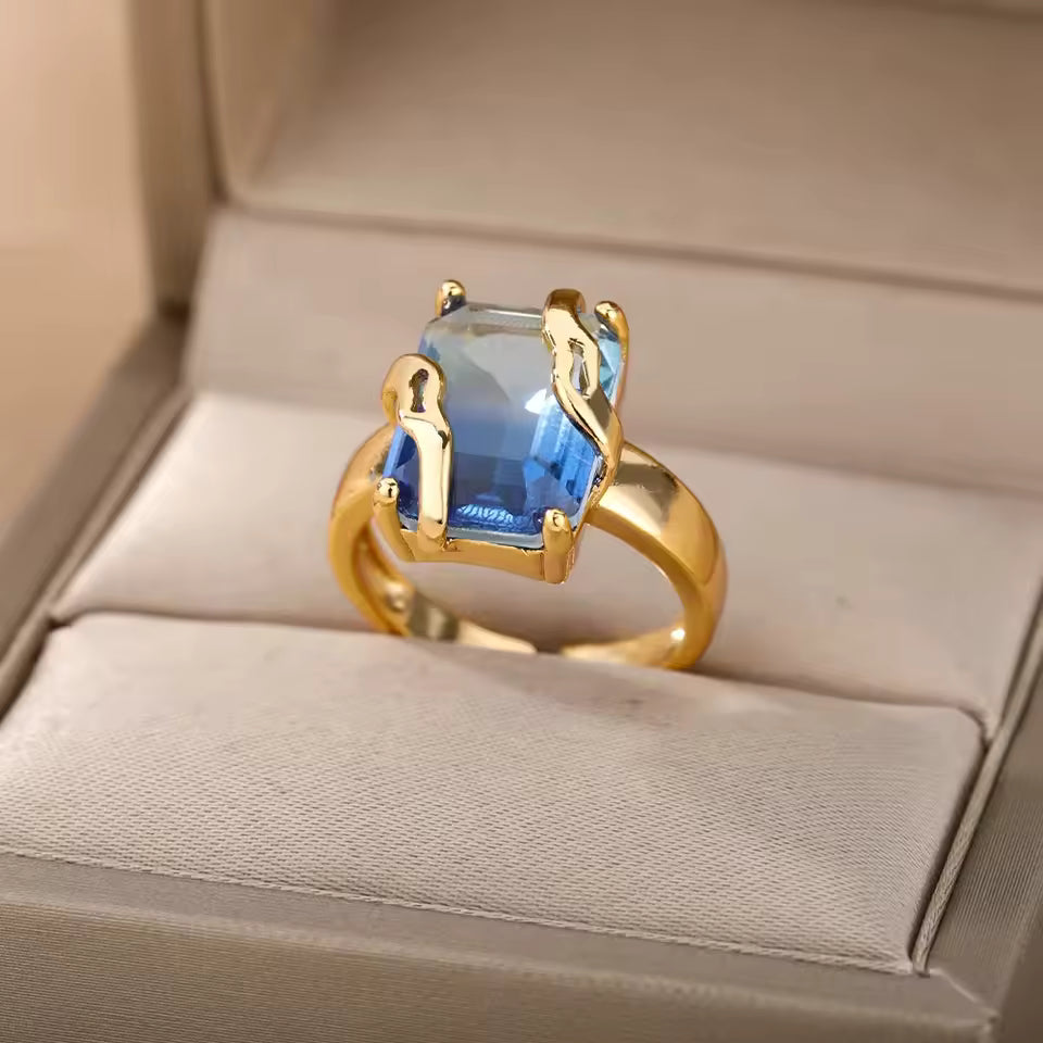 Bague Dorée Cœur Zircon – Luxe, Ajustable & Ultra Brillante